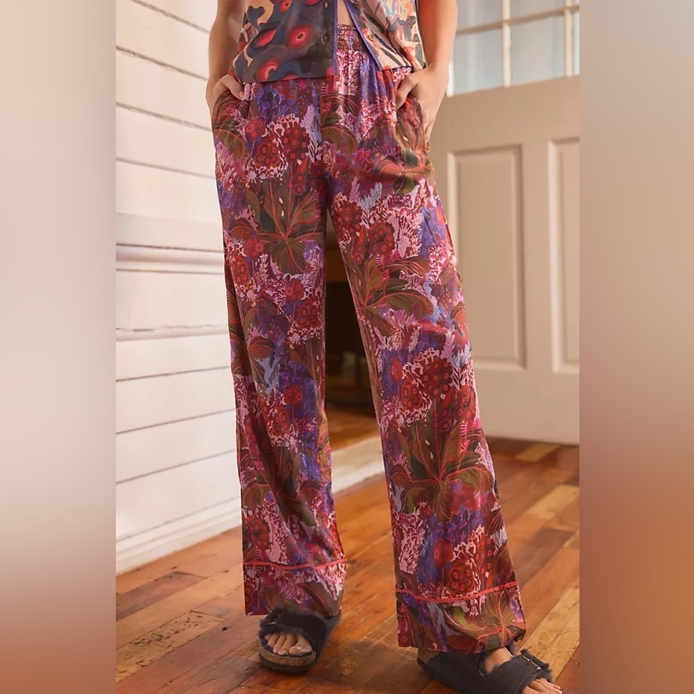 NWT Michelle Morin Printed Lounge Pants